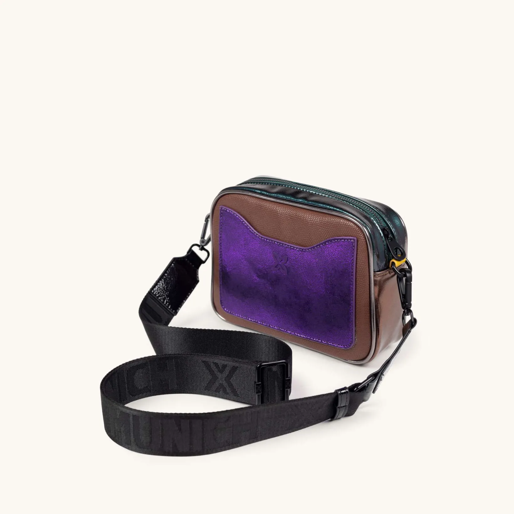 BLOCK FUN FW25 CROSSBODY CAMERA C/PARTY