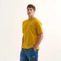 Camiseta MUNICH Anyone streetwear hombre de algodón orgánico mostaza