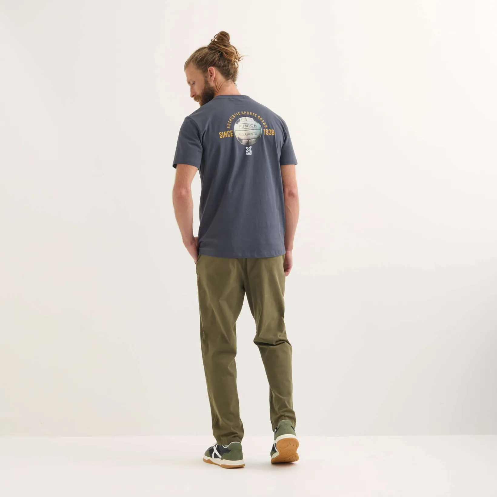 Camiseta MUNICH Reglamento lifestyle hombre de algodón orgánico antracita