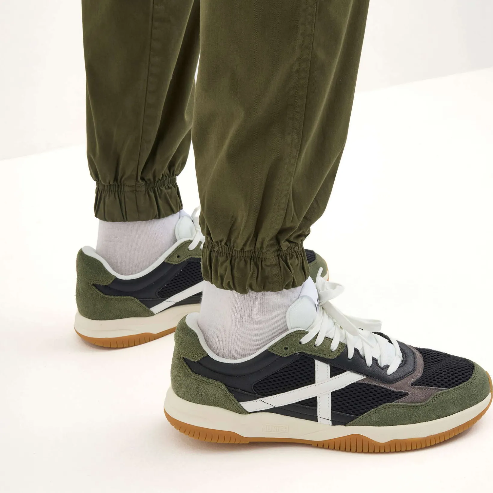 Pantalón MUNICH Cargo explore lifestyle de algodón-elastano khaki