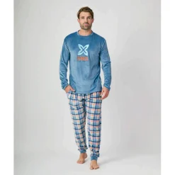 Pijama MUNICH hombre dos piezas de terciopelo celeste-estampado.