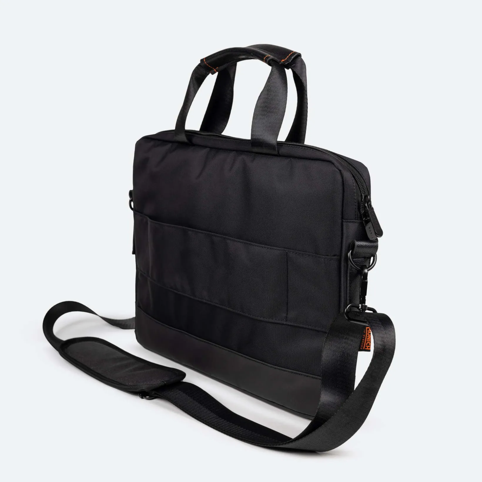 X VENTURE BRIEFCASE C/BLACK